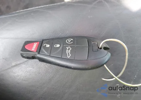 2008 Chrysler 300C Hemi z USA, uszkodzony, nr VIN 2C3KA63H88H139900